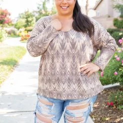 Boutique Simplified Chocolate Delight Long Sleeve Top Tops