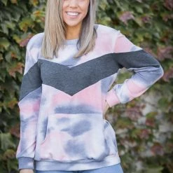 Boutique Simplified Smokey Rose Pullover