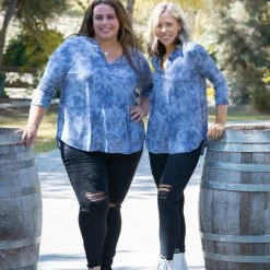 Boutique Simplified Stormy Skies 3/4 Sleeve Gabby Tops