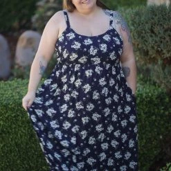 Boutique Simplified Wild About Daisies Maxi Dresses