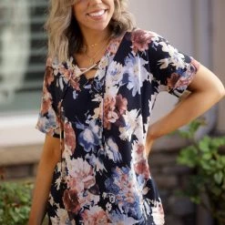 Boutique Simplified Midnight Rose Short Sleeve