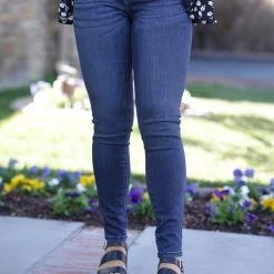 Boutique Simplified Extraordinary Judy Blue Skinnies Bottoms