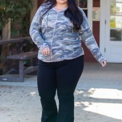 Boutique Simplified Best Camo Hoodie In Town