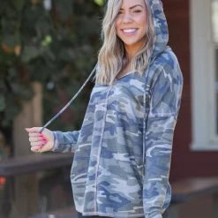 Boutique Simplified Best Camo Hoodie In Town