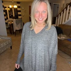 Easel Brushed Hacci Knit V-neck