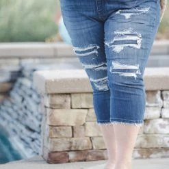 Boutique Simplified Patched To Perfection Judy Blue Capris 8 Boutique Simplified Patched To Perfection Judy Blue Capris