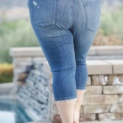 Boutique Simplified Patched To Perfection Judy Blue Capris 9 Boutique Simplified Patched To Perfection Judy Blue Capris