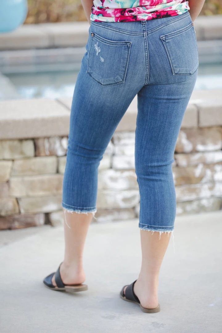 Boutique Simplified Patched To Perfection Judy Blue Capris 2 Boutique Simplified Patched To Perfection Judy Blue Capris