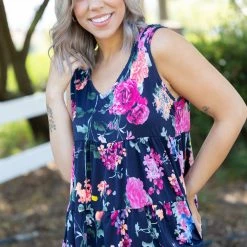 Boutique Simplified Summer Floral Sleeveless Top