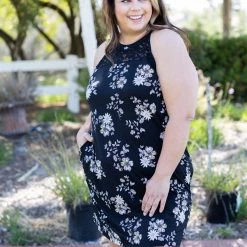 Boutique Simplified Floral Lace Trim Dress