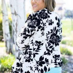 Boutique Simplified Tops Blazer Of Glory - Black & Ivory Floral