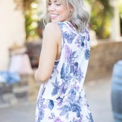 Boutique Simplified Napa Floral Sleeveless Top