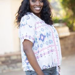 Boutique Simplified No Reins Short Sleeve Hoodie