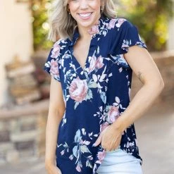 Boutique Simplified Blooms At Midnight Short Sleeve Gabby