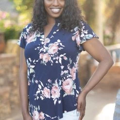 Boutique Simplified Blooms At Midnight Short Sleeve Gabby