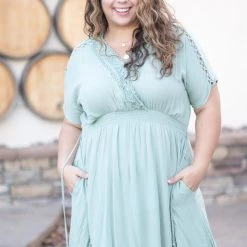 Boutique Simplified Rhythm & Sage Dress