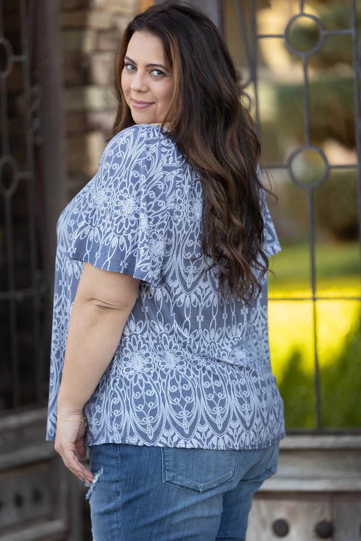 Boutique Simplified Doodled In Splendor Short Sleeve Top 4 Boutique Simplified Doodled In Splendor Short Sleeve Top