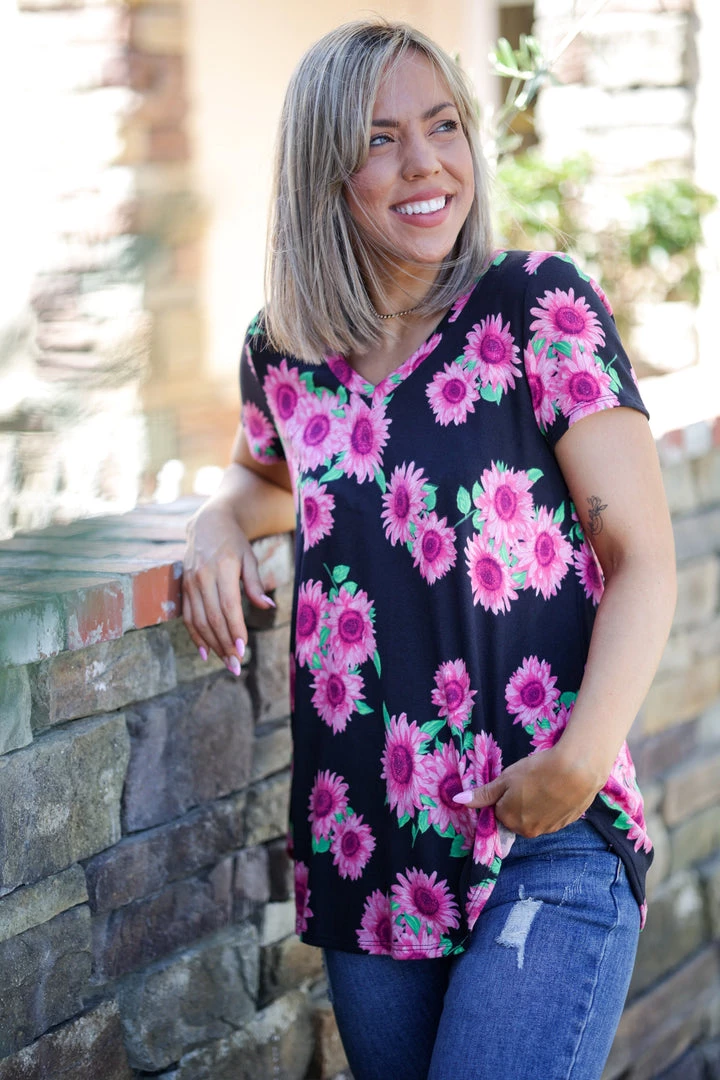 Boutique Simplified Pink Sunflowers Short Sleeve Top Tops 1 Boutique Simplified Pink Sunflowers Short Sleeve Top Tops