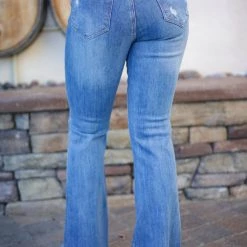 Boutique Simplified Living On The Fringe Risen Jeans Bottoms