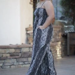 Boutique Simplified Floral Tracks Jumpsuit Jumpsuits