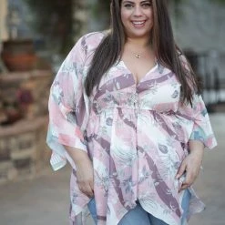 Boutique Simplified Sitting, Waiting, Wishing Kimono Tops