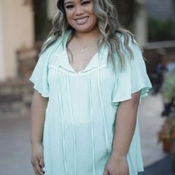 Boutique Simplified Peppermint Patti Peasant Top