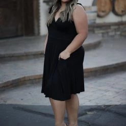 Boutique Simplified Isn't She Lovely - Dress Dresses