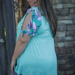 Boutique Simplified Birds Of Paradise Short Sleeve Top Tops