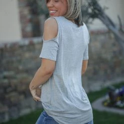 Boutique Simplified Tops Exquisite Lacy Cold Shoulder