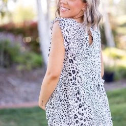 Boutique Simplified Meet You With A Smile 7 Boutique Simplified Meet You With A Smile