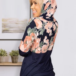 Boutique Simplified Serendipity Hooded Pullover