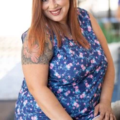 Boutique Simplified Navy Splendor Sleeveless Top