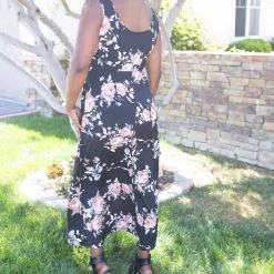 Boutique Simplified Rosey Posey Sleeveless Maxi Dresses