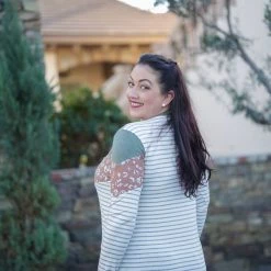 Boutique Simplified Closing Time Long Sleeve 8 Boutique Simplified Closing Time Long Sleeve