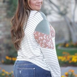 Boutique Simplified Closing Time Long Sleeve 10 Boutique Simplified Closing Time Long Sleeve