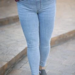 Boutique Simplified Sky's The Limit Pull-On Judy Blue Jeggings