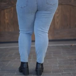 Boutique Simplified Sky's The Limit Pull-On Judy Blue Jeggings