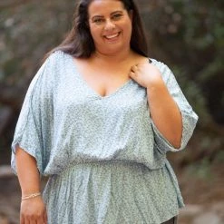 Boutique Simplified Tops Ocean Floral Woven Top