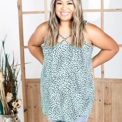 Boutique Simplified Crossing The Line - Tank 7 Boutique Simplified Crossing The Line - Tank